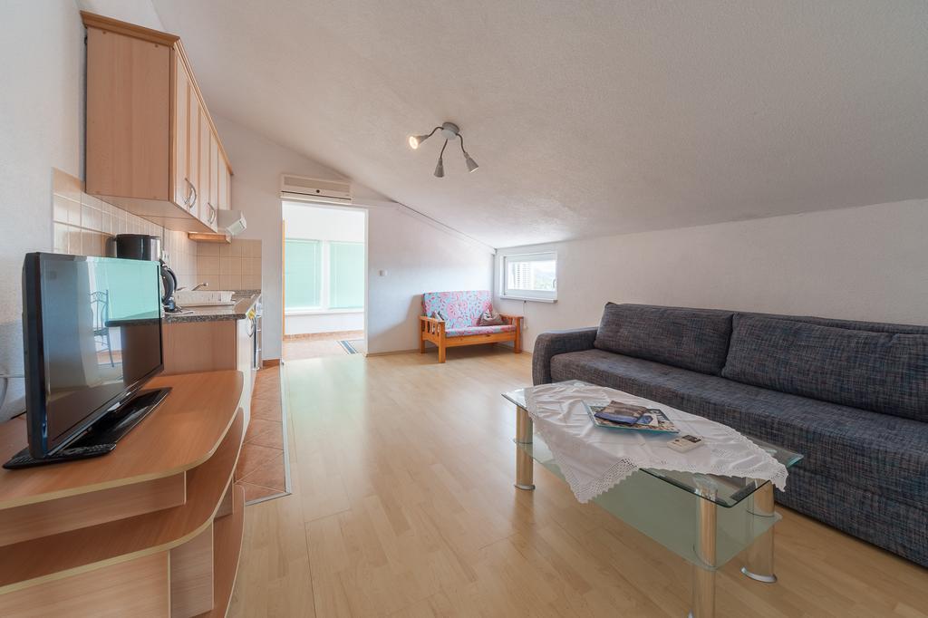 Apartmenthaus Hana カルロバッグ エクステリア 写真