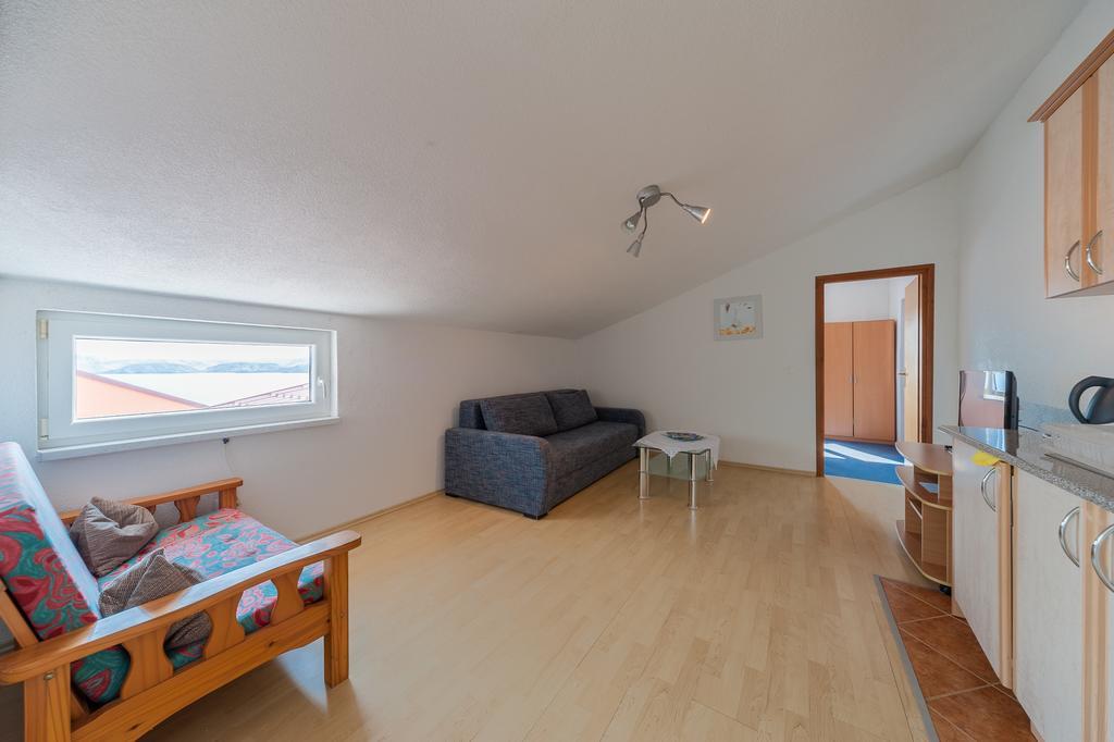 Apartmenthaus Hana カルロバッグ エクステリア 写真