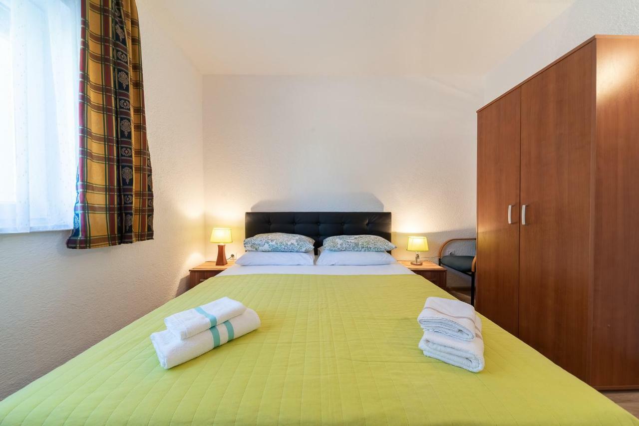 Apartmenthaus Hana カルロバッグ エクステリア 写真