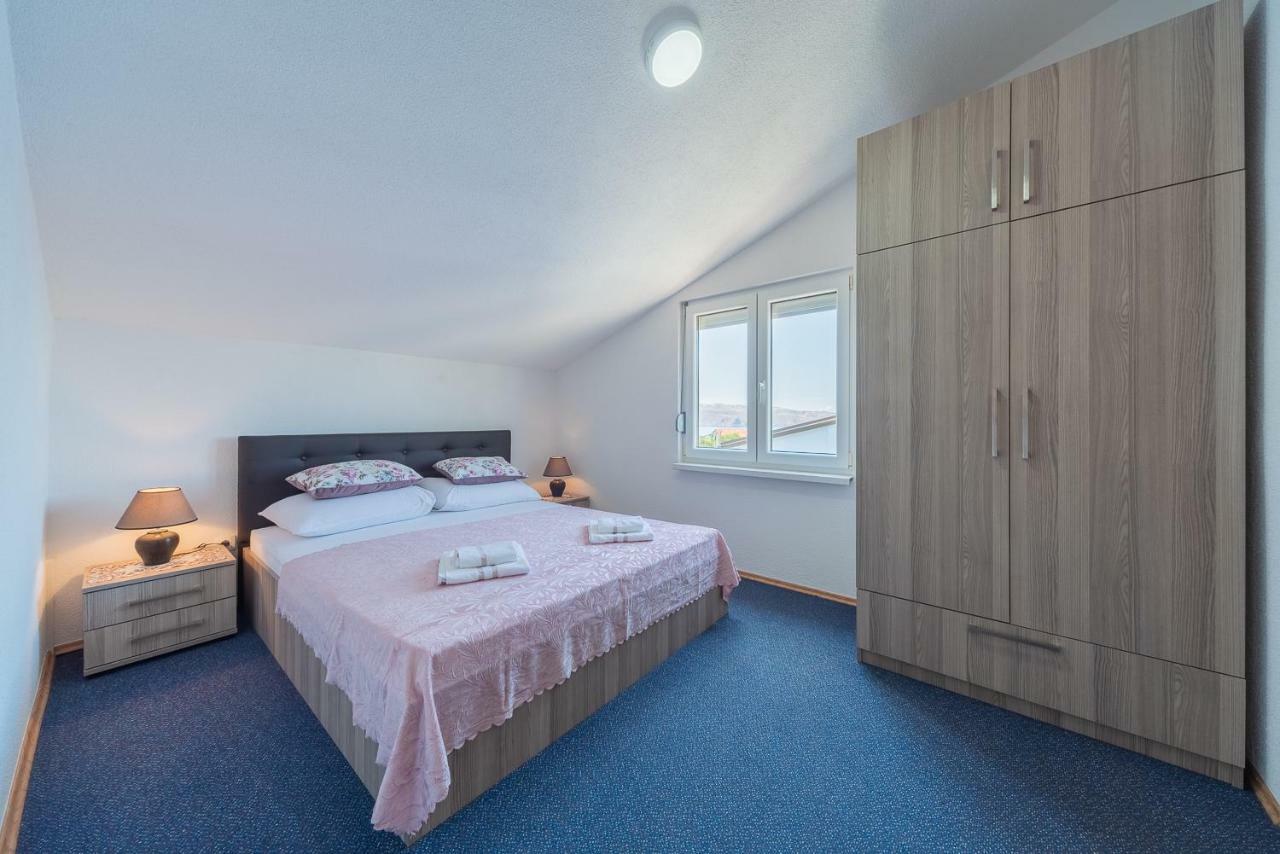 Apartmenthaus Hana カルロバッグ エクステリア 写真
