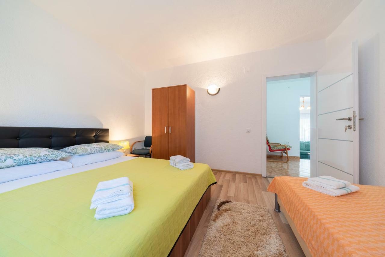 Apartmenthaus Hana カルロバッグ エクステリア 写真