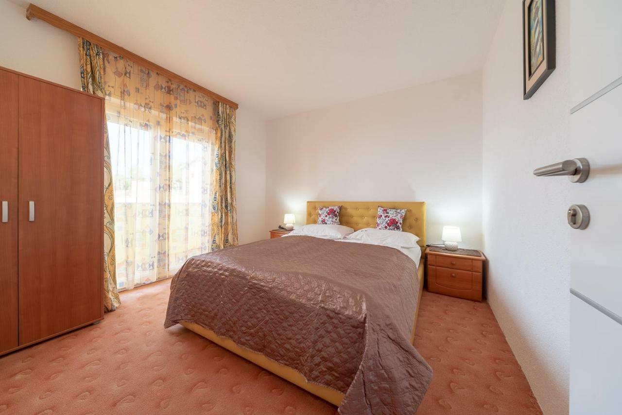 Apartmenthaus Hana カルロバッグ エクステリア 写真